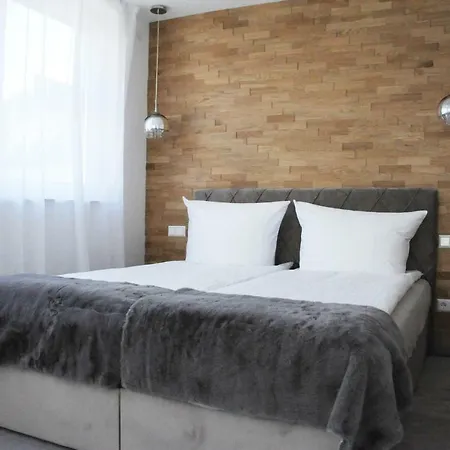 Apartment Kleine Studio-wohnung, Kontaktloser Check-in Meckenbeuren